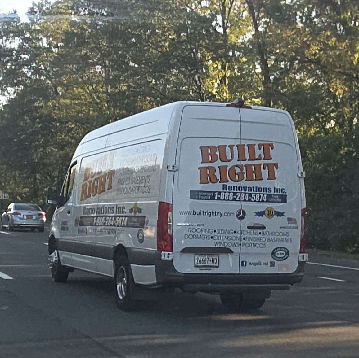 Built Right Renovations, Inc logo