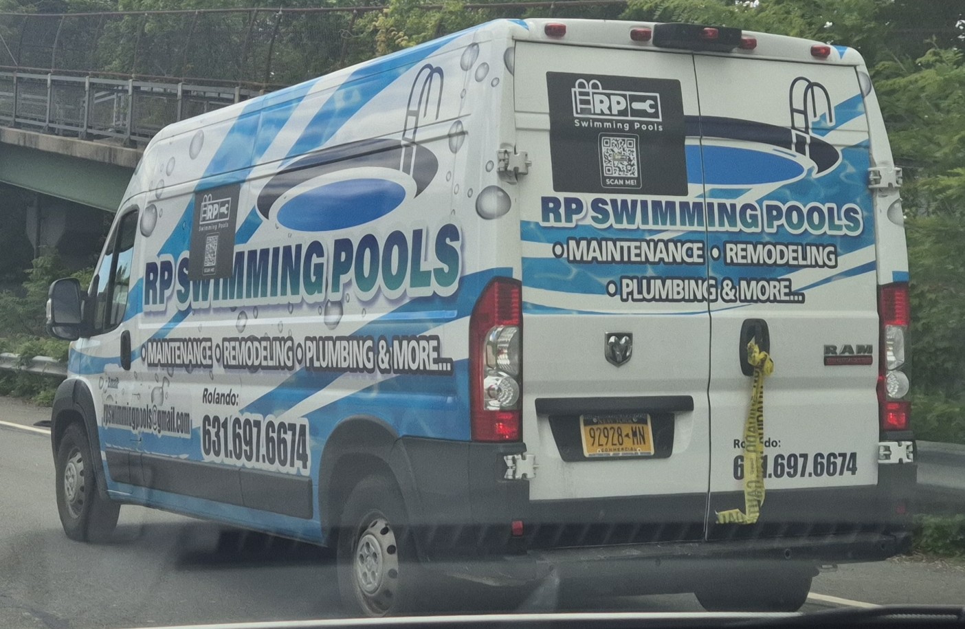 RP Swimming Pools logo