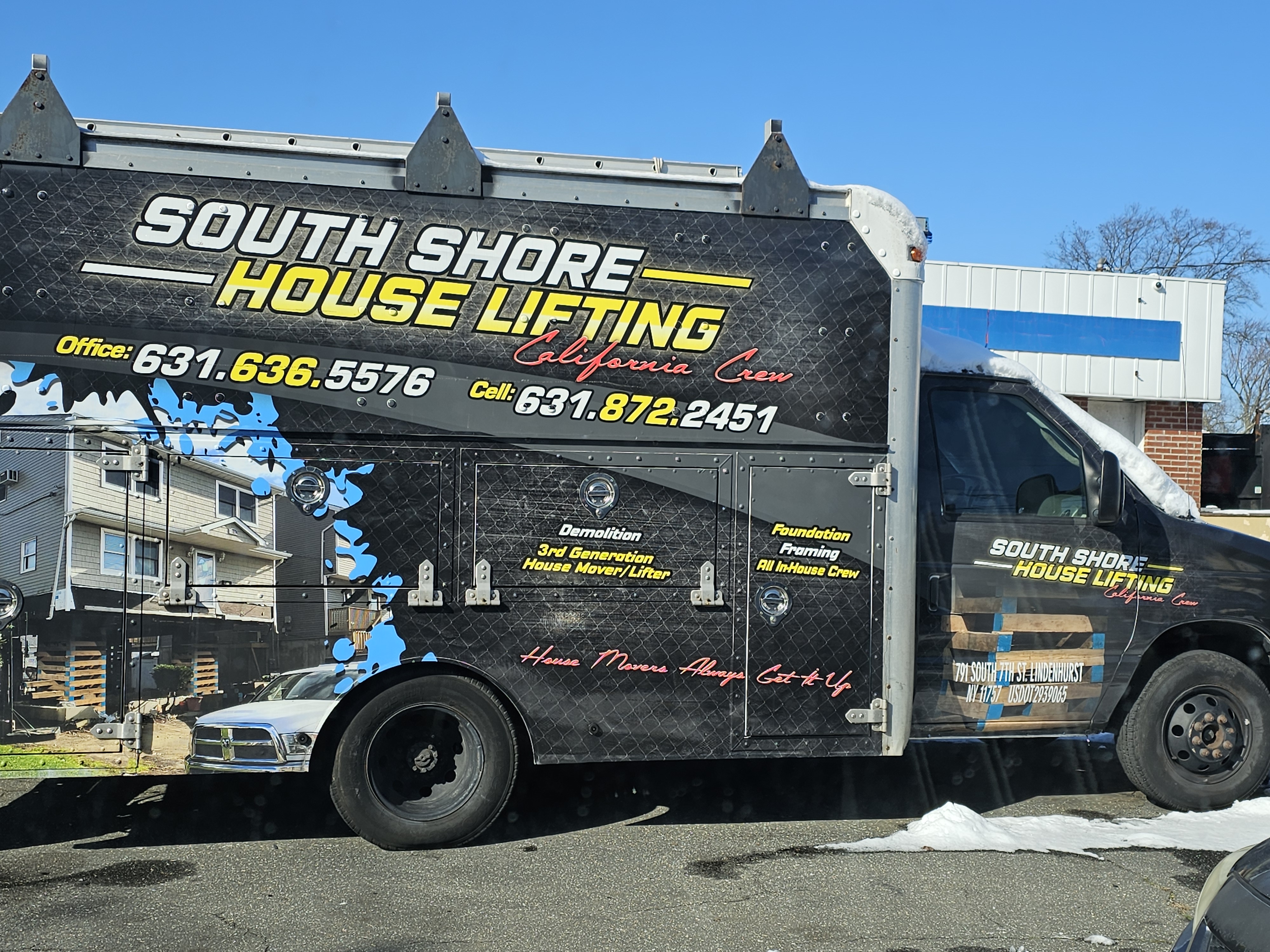 South Shore House Lifting logo