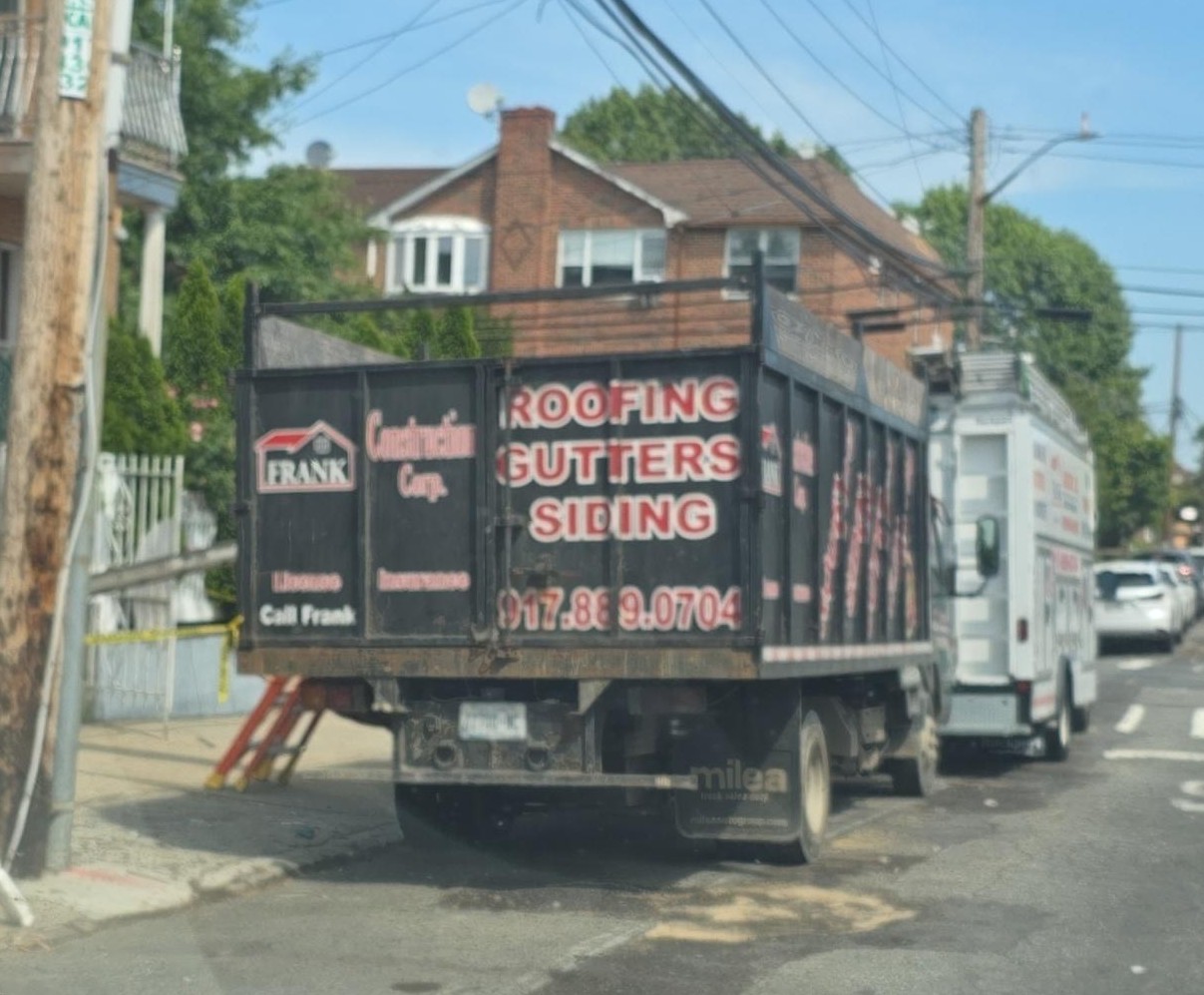 Roofing Gutters Siding logo